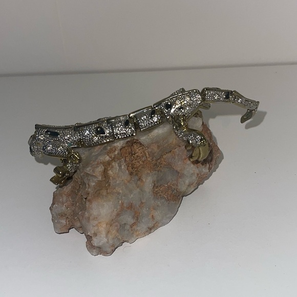 Vintage Lizard Gecko Articulated Pin - Picture 6 of 16